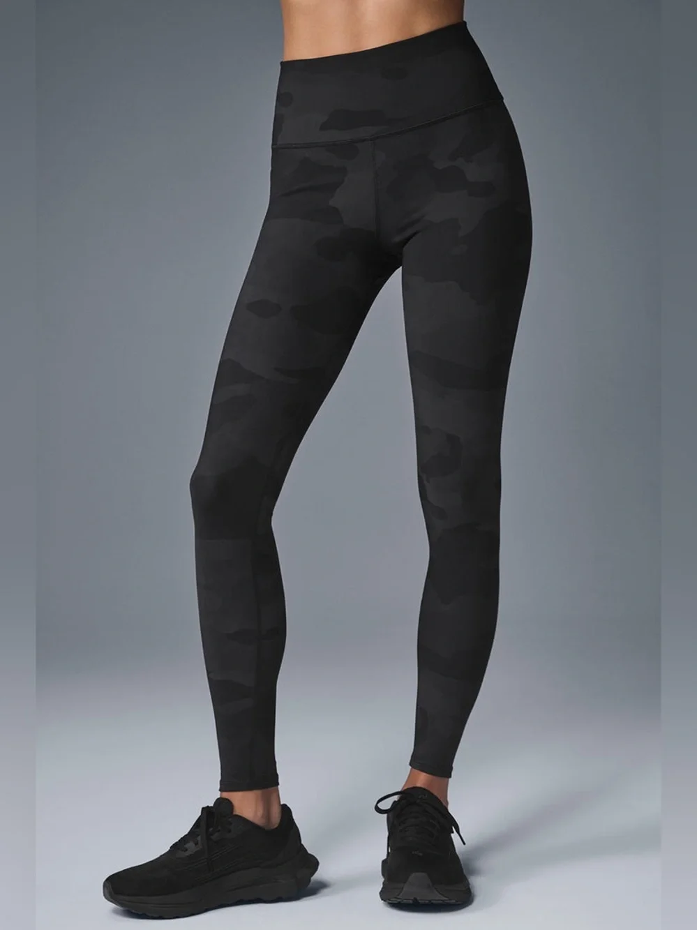 Alo yoga high waist camo vapor leggings medium